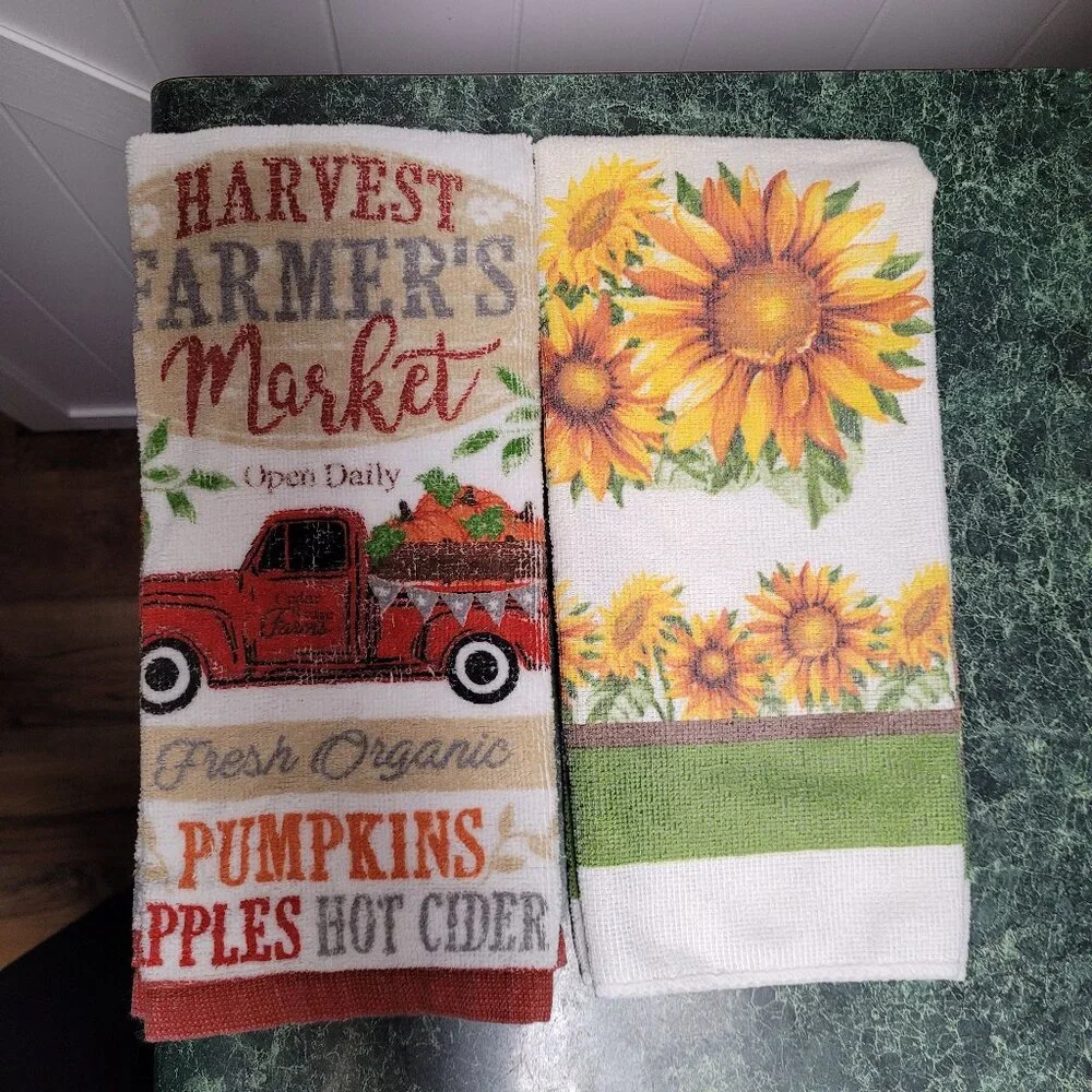Harvest Farmers Market and Sunflower Kitchen Towels